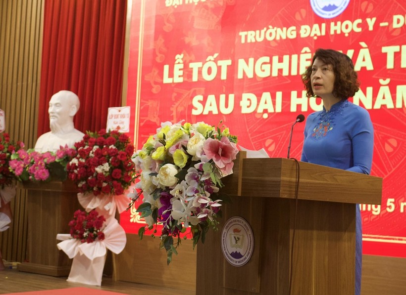 PGS.TS Nguyễn Thị Liên Hương Thứ trưởng Bộ Y tế phát biểu tại buổi lễ.