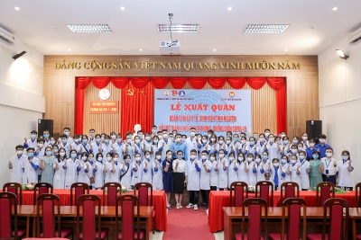 Lễ xuất quân đoàn cán bộ y tế, sinh viên tình nguyện hỗ trợ Thành phố Hà Nội phòng, chống dịch COVID-19